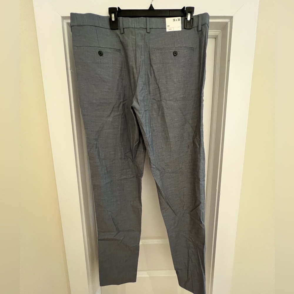 Express Men’s slacks. New with tags.